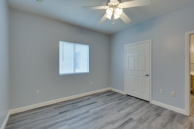 Building Photo - Spanish Palms a Guard Gated Community