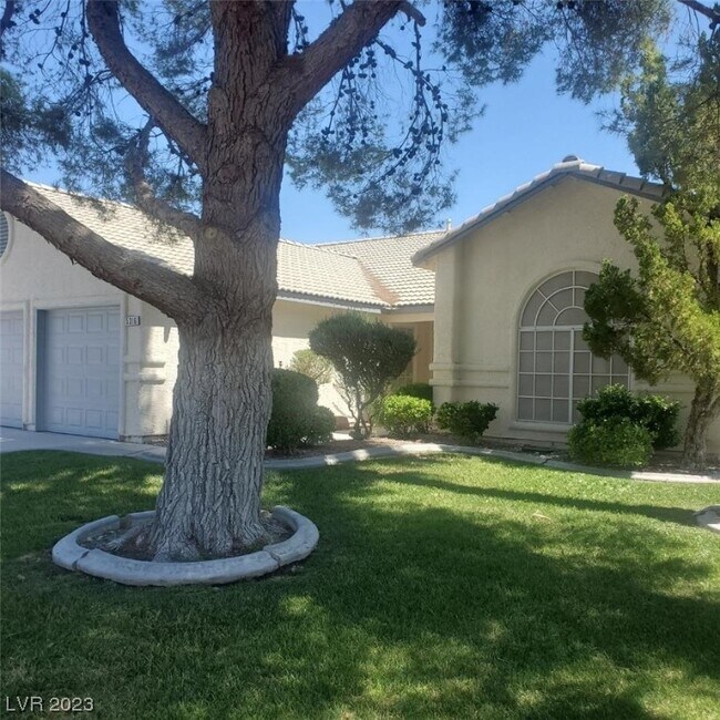 Building Photo - 5316 Rim View Ln