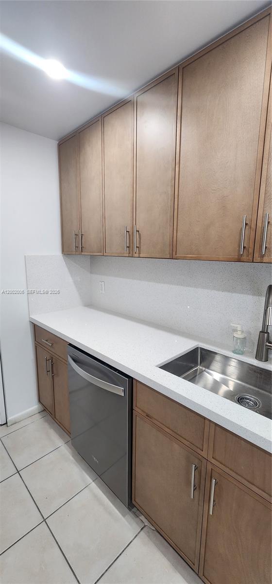 Building Photo - 500 NE 2nd St