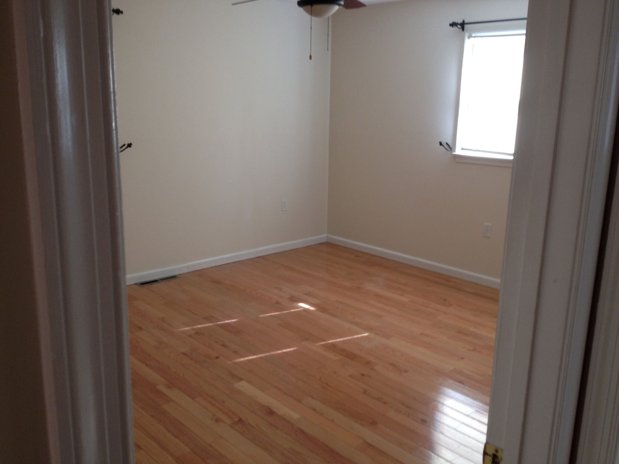 Master Bedroom - 5 Midland Dr