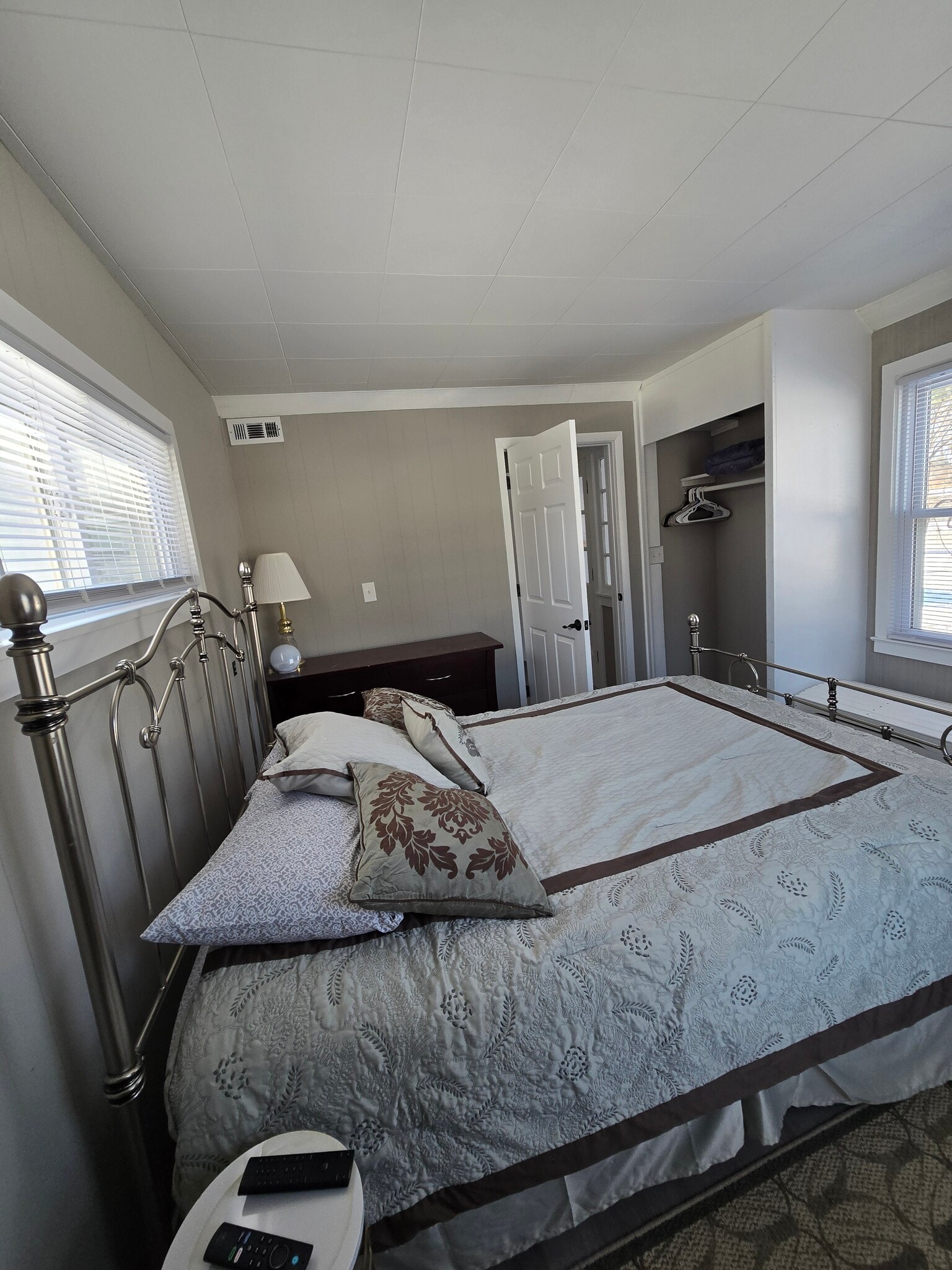 Building Photo - 10535 W Spring Green Rd