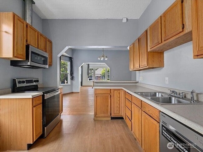 Primary Photo - 125 23rd Ave