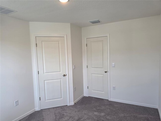 Building Photo - 3600 Smt Vw Wy