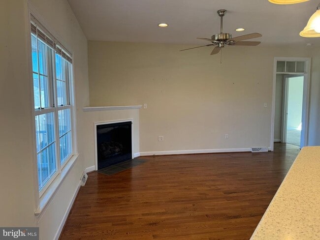 Building Photo - 151 Owens Ln