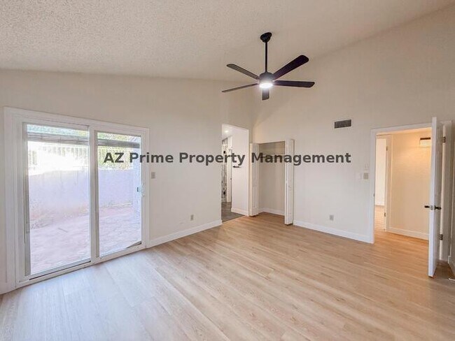 Building Photo - 7829 N 21st Ln