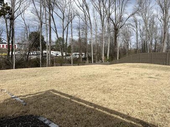 Building Photo - 154 Fernhill Dr NW