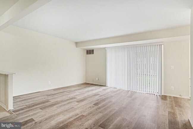 Building Photo - 208 Timber Trail