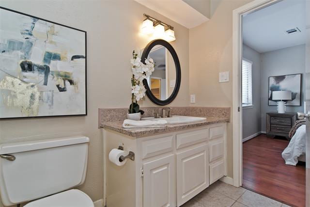 Building Photo - 7450 Holly Hill Dr