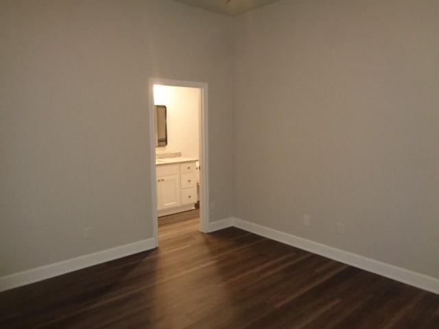 Building Photo - 402 Cherokee Dr