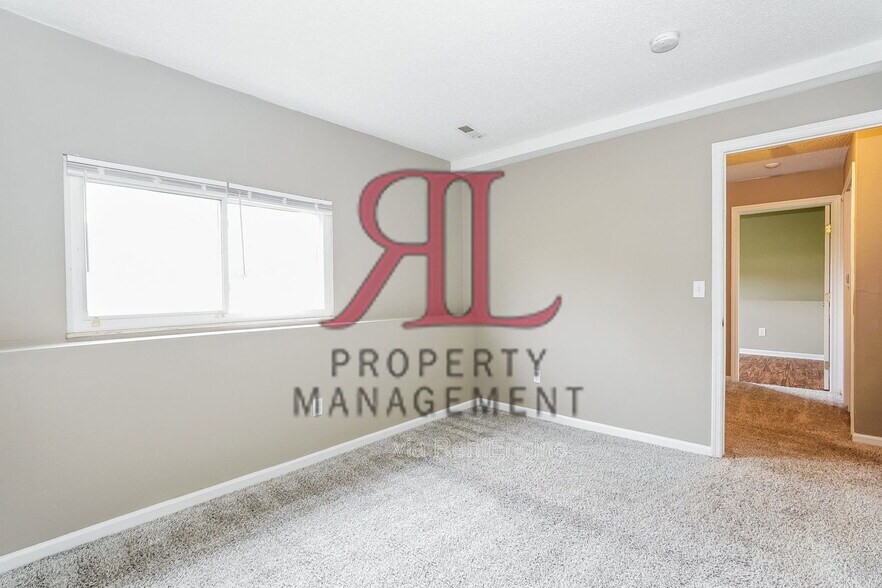 Building Photo - 1640 Butterfly Ct