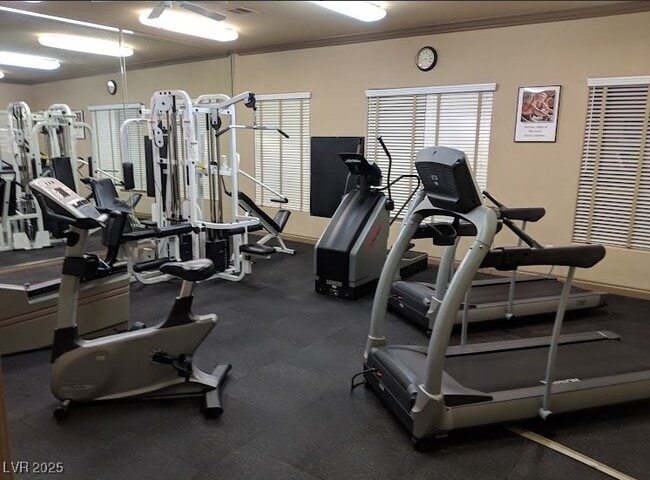 Building Photo - 1150 N Buffalo Dr