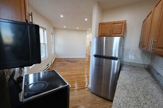 Building Photo - 1 Kenilworth St