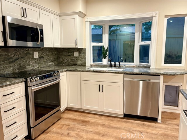 Building Photo - 18195 Canyon Ct