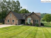Building Photo - 312 Glenwood Dr
