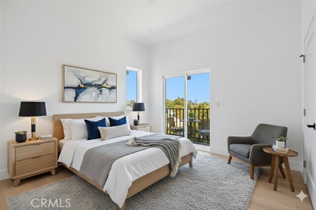 Building Photo - 2637 S Garth Ave