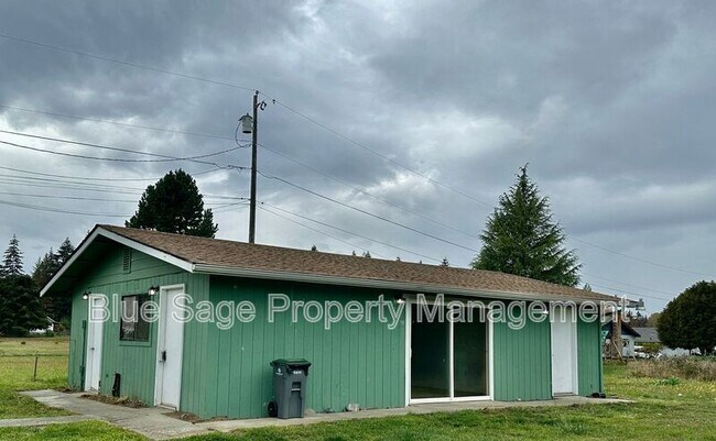 Building Photo - 110 Green Briar Ln