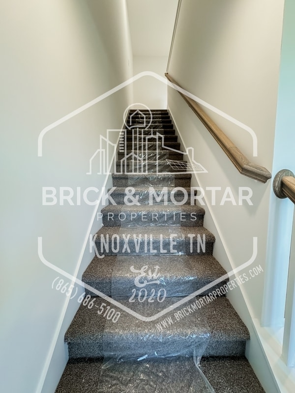 Building Photo - 1458 Mountain Quail Cir
