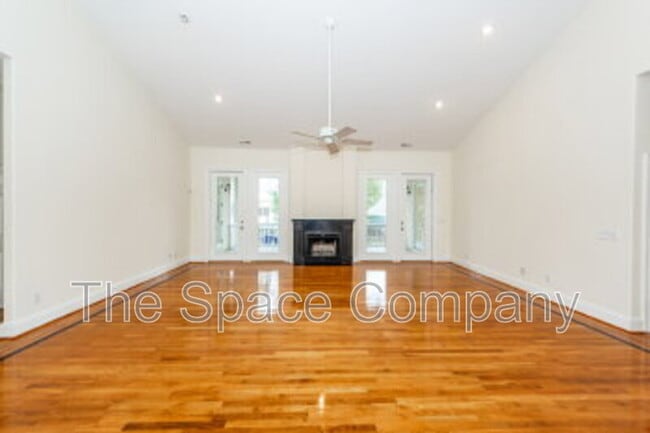 Building Photo - 1150 Quick Rabbit Loop