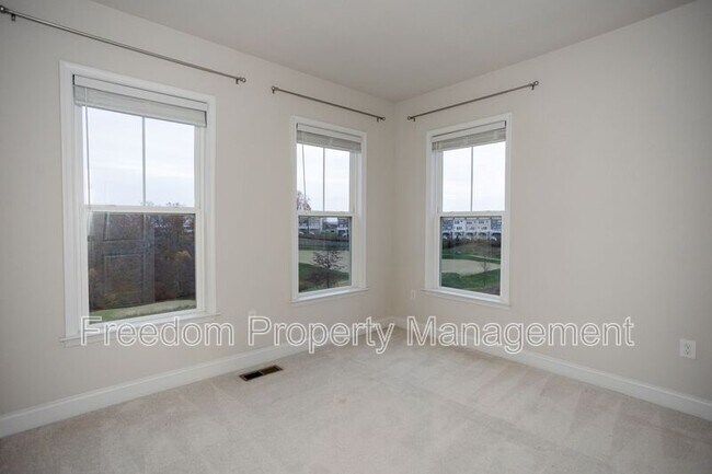 Building Photo - 17137 Branched Oak Rd