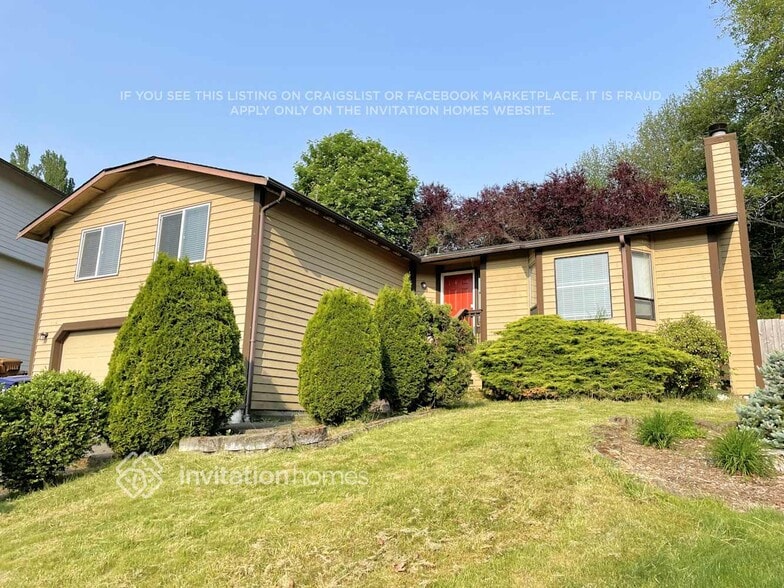 Building Photo - 3308 St Andrews Ct NE