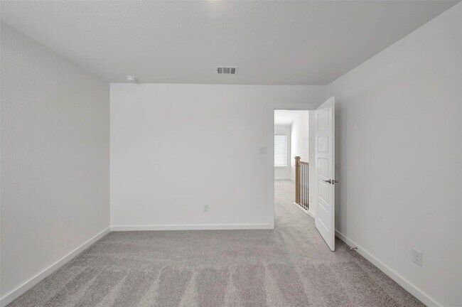 Building Photo - 32510 Lantana Flds Rd