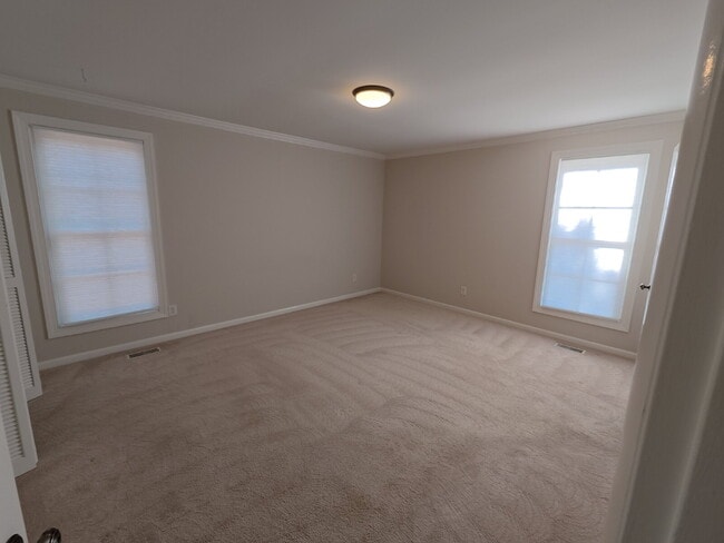 Building Photo - Terrific Rancher with Vaulted Ceiling in Meredith Woods.