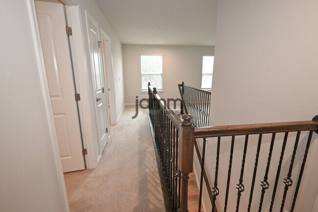 Building Photo - 8768 Mavis Trl