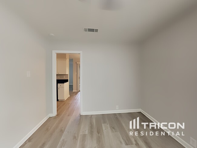 Building Photo - 1713 Brown Trail