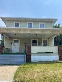 Building Photo - 1007 Huey St
