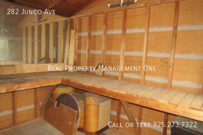 Building Photo - 282 Junco Ave