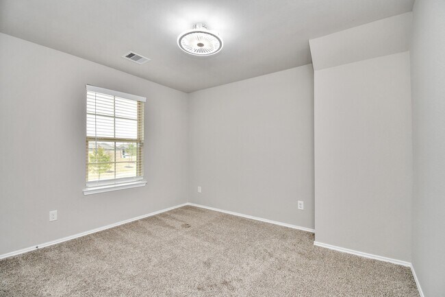 Building Photo - 13967 Leigh Lake Ln