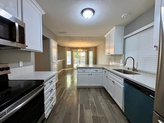 Building Photo - 7592 Deltawind Dr