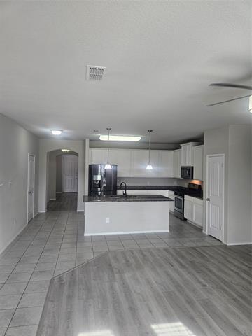 Building Photo - 1724 Lone Lynx Wy