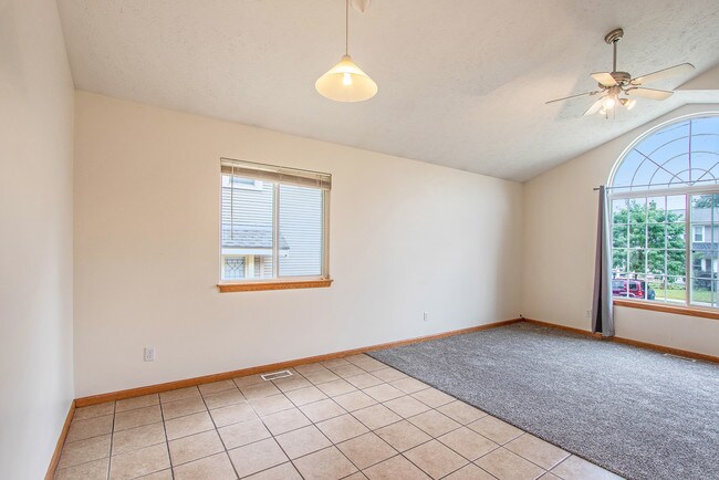 Building Photo - 1147 Veto St NW