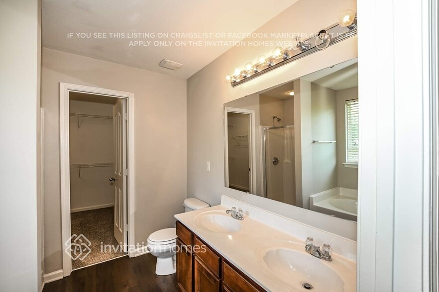 Building Photo - 12411 Clackwyck Ln