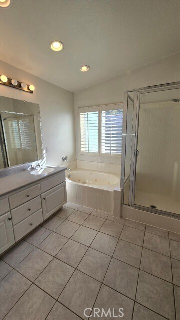 Building Photo - 4413 St Andrews Dr