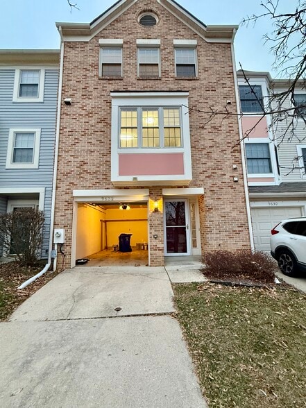 Building Photo - 9632 Hadleigh Ct