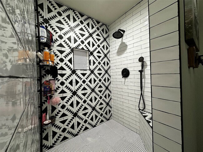 Building Photo - 25401 Hunting Trail