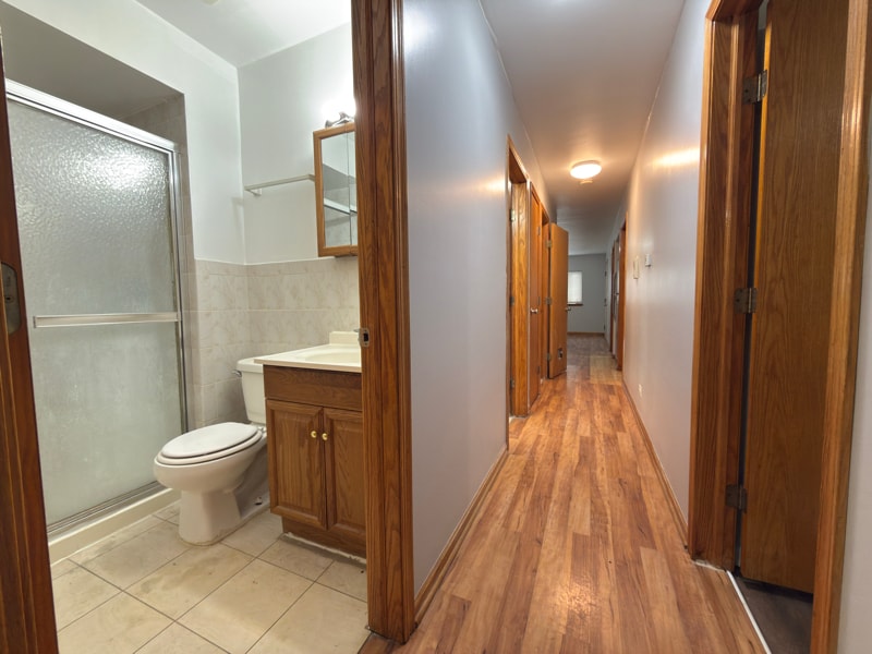 Building Photo - 6812 S East End Ave