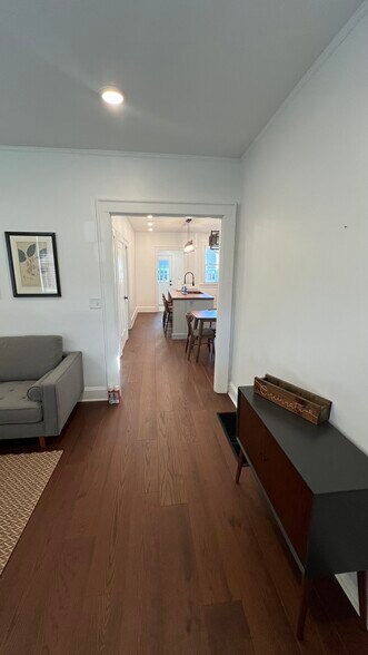 Building Photo - 3044 Minot Ave