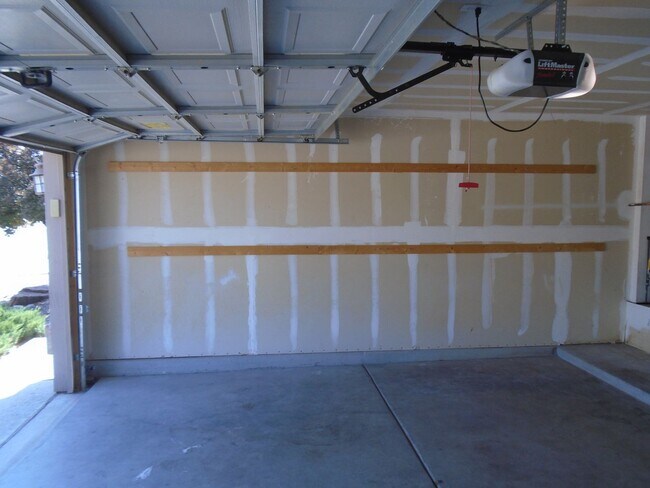 Building Photo - Rio Rancho House