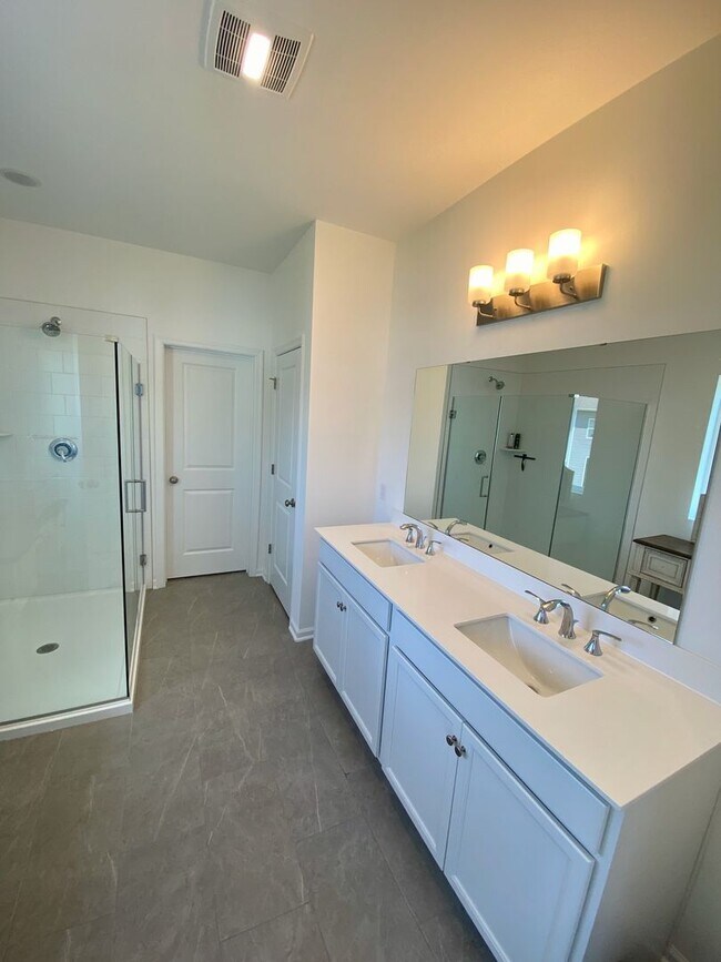 Building Photo - Brand-New Luxury Home in Howell – Move-In ...