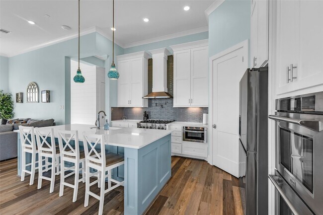 Building Photo - 312 Seagrass