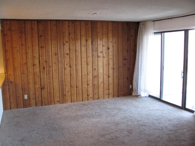 Building Photo - 4866 S Dudley St