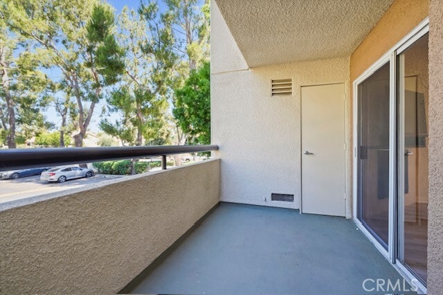 Building Photo - 21400 Burbank Blvd