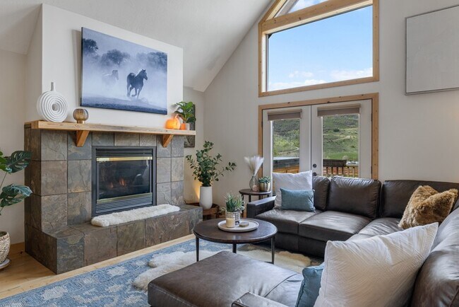 Building Photo - 4801 Conifer Dr
