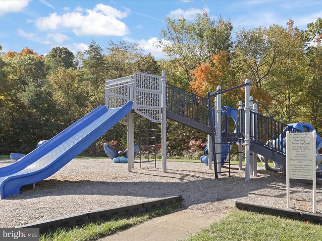 Building Photo - 6502 Coachleigh Way