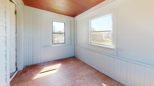 Building Photo - 6711 Dartworth Dr