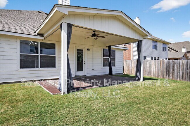 Building Photo - 4353 Mountain Crest Dr