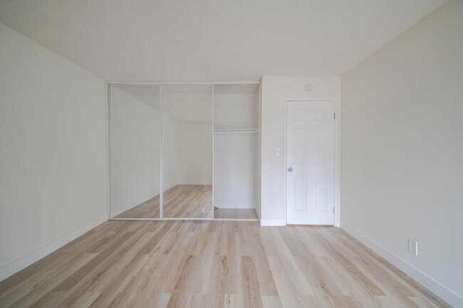 Building Photo - Welcome to Your Updated Home in the Heart of South Coast Metro!